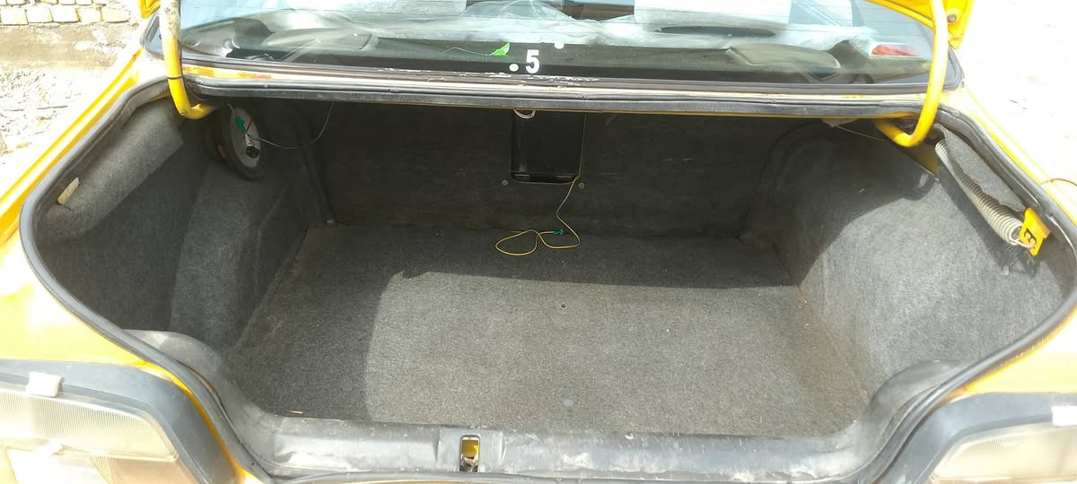 السلام عليكم بيجو بارص 2015سيارة كفالة لاضربة ولاصبغ ولاتبديل كير مكينة صدر امامي خلفي جديد تبريد تخم تاير غرفة ابلادية  سيارة جاهزة ع اخر حباية تحويل ثاني يوم رقم انكليزي السعر 45اوبيهة مجال العنوان بغداد حي البتول *********** مامتواجد ع الفيس
