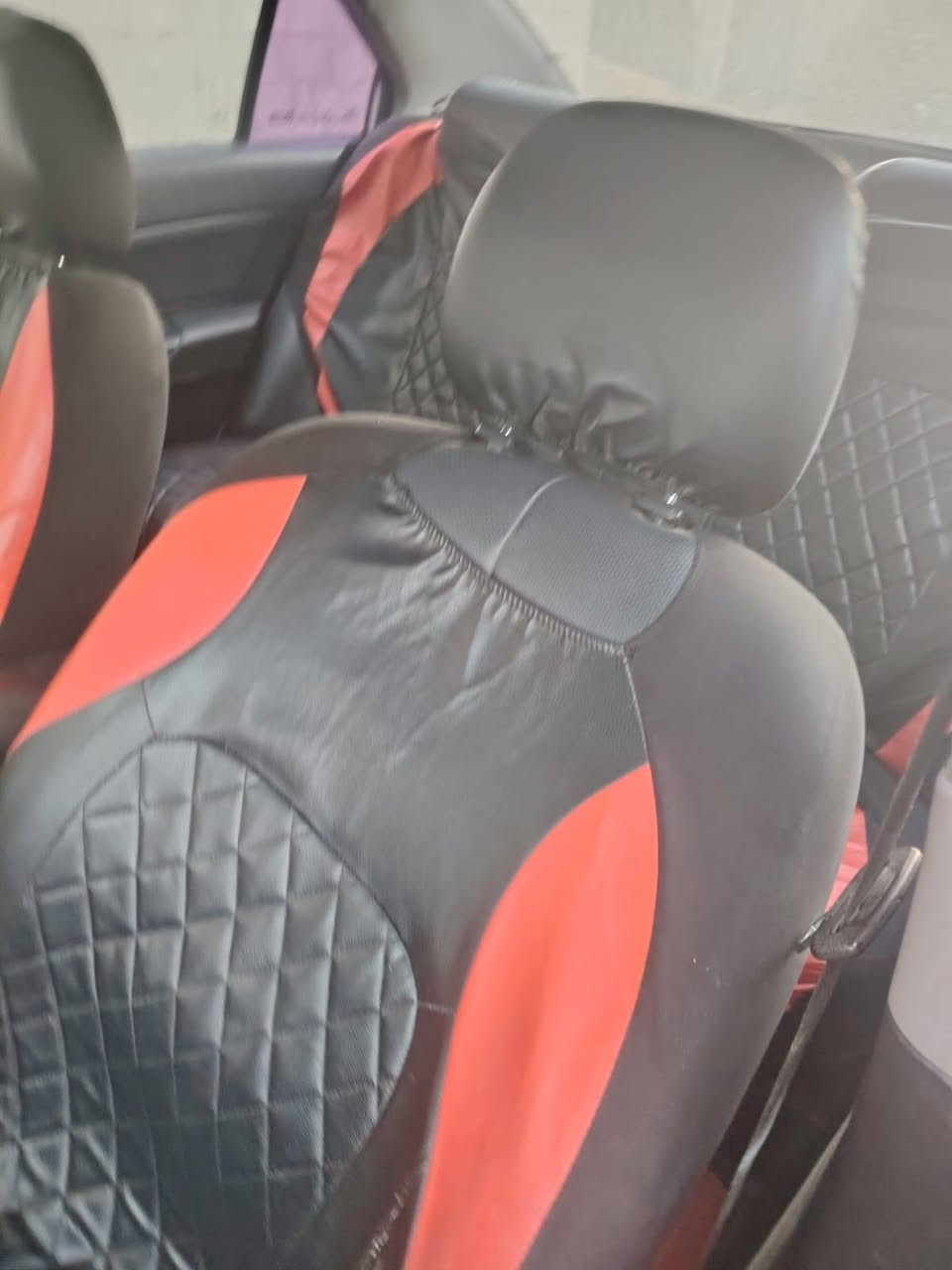 سوناتا ٢٠٠٨ كير عادي ٦ نمر طياره السياره بيها كصه صدر جديد بانزين وتحوير منضومه غاز كامله ومكمله السعر ٣٨ وبيه مجال ***********
