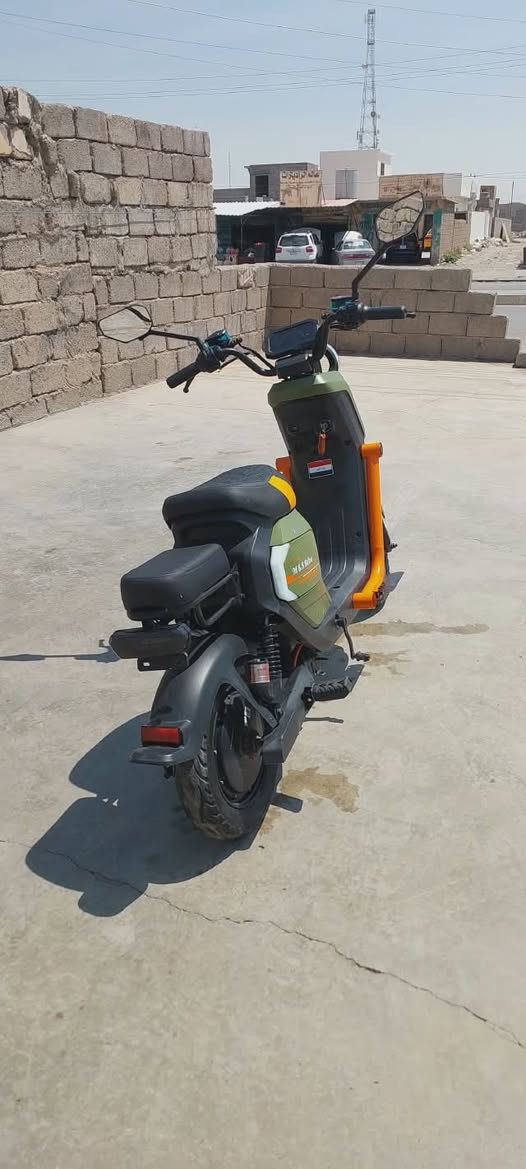 ماطور شحن للبيع
910
موديل ٢٠٢٥
جديد 
محرك ٢٠٠٠ واط 
باتري ٣٢ واط عدد ٤ 
السعر ٤٥٠وبي مجال 
الموقع الشرقاط بعاجه 
ه‍ــ/***********
