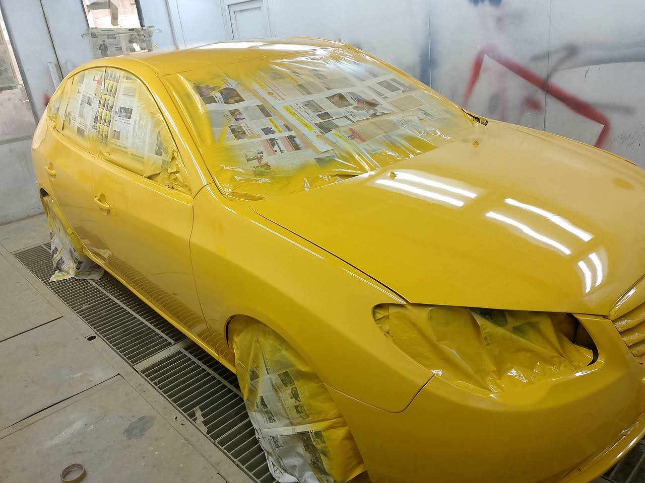 عرض خاص 
صبغ سياره صفره معه سوادات معه وياله 
500الف فرن نوعيت الصبغ جنرال 
عنوانه الحسينية مال راشديه قرب ابوسمير 
هاتف ***********واتساب مفتوح
