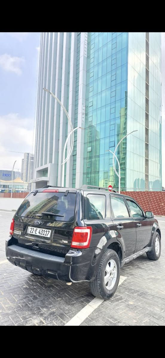Ford escape 2012 v6 
بدون صبع 
بشرط كير و محرك 
*********** أربيل, العراق
