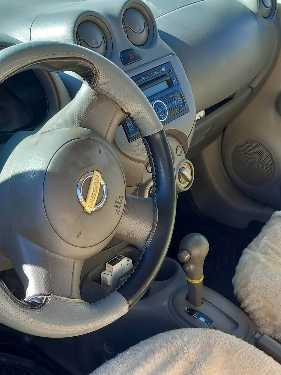 لاكشميباى 2014 خليجي
سيارة بي نص جامرلغ صبغ فقط
وتعديلين بارد صغار
كيروالمحرك مامفتوح بدون عيب
سيارة بدون مصاريف 
سنوية جديد تبريد❄️تخم الصدر ✅
كوبون البنزين موجود
والسعر 86$ ورقة وبي مجال بسيط 
مكاني كركوك شراي يخابر 
رقم صاحب سيارة *********** كركوك, العراق
