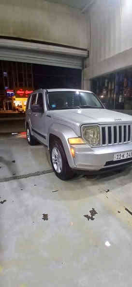 جيب ليبرتي فول مديل 2012 رقم بغداد مشروع وطني سنويه 27 مكينه وكير كله جديد فور ويلل
حجم 6 سلندر 3700 كير اوتوماتيك وعادي 
تبريد شغال  تتفئه شغاله صدر خلفي امامي 
كله جديد تخم تاير جديد ويل كب كروم 
 جام  تحكم مري  مسجل 
سيدي واكس فول سستم صوت دمام 
رمونت سنتر لوك اناره ترحيب داخليه خارجيه سنتر لوك  
سياره دوخلهه كله جديده مانع انزلاق  
كروز سرعه ABS لايت اوتو 
سياره وارد امريكي حادث جاملغ ومصبوغ بيبان  باقي سياره  مكفوله  رايدهه 95 وبيهه مجال مكاني بغداد  حي العامل 
هاذه رقمي ***********
