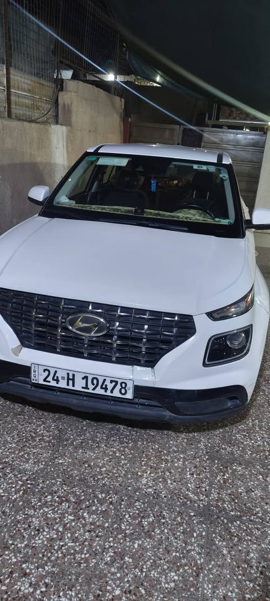 السلام عليكم 
هونداي فينو  وارد امريكي موديل21 ماشية ٤٩ الف قابل للزياده محرك 1600 دبل نوزل 
ضربتها كدامكم بصور اهنا بلعراق بيها ضربات مصلحه عل بارد ومقطع فيديو موضح الكم بي الكير مالها at مو  svt وباقي المواصفات كدامكم رقم دهوك تريد وكاله تريد تحويل السعر 19 مليون وبيها مجال السيارة مال ابنيه استخدام شخصي العنوان بغداد زعفرانيه 
***********
