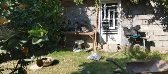 ارض للبيع 300 متر سند 25 فيها دار 100متر ومخزن3×11
العنوان كربلاء قرية الطف عامود236 تبعد عن الشارع200متر السعر 140 وبي مجال للتفاوض ه‍ ***********
