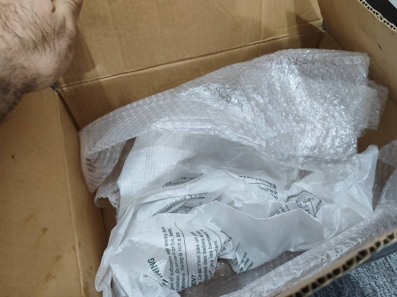 فيديو شريط بالباكيت
للبيع . جديد . كامل مع الملحقات . ريموت و فيشة اصلية 
ماركة LG .


**إذا كنت صاحب هذا الإعلان وتريد حذفه لأي سبب، رجاءا أرسل رسالة إلى الدعم الفني**