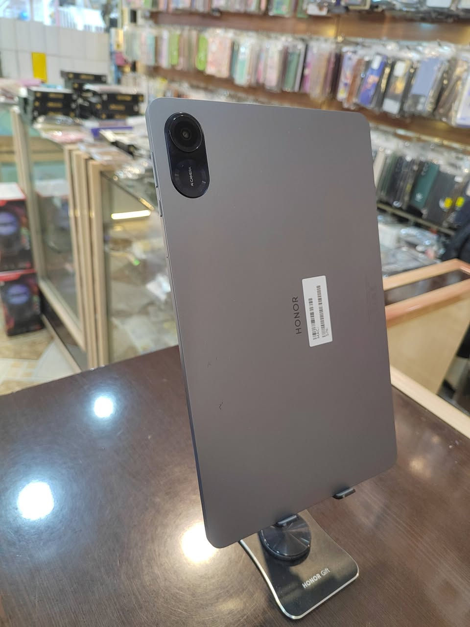 السلام عليكم ايباد هونر X9 ذاكره 128 رام 4+3 نضيف حيل شرط جلخ مابي بدون شاحنه السعر 175 الف مكاني جانب الأيمن حي 17 تموز ***********
***********
