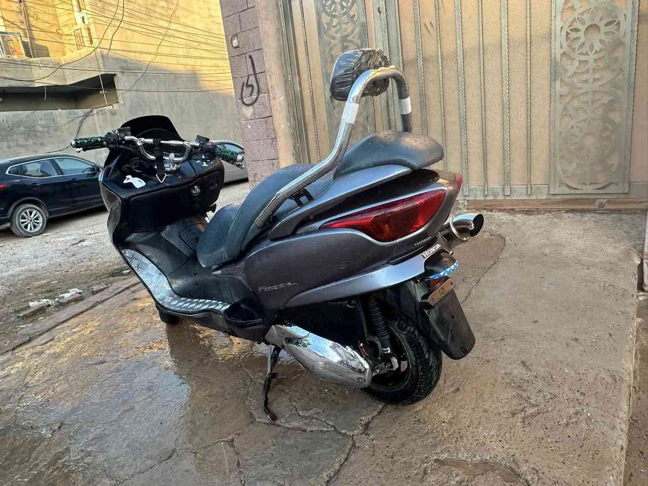السلام عليكم للبيع دراجة فورزة 08 عميه بلاد شرط نشاط ومعدل وشلعه كهربائيات كلها شغاله نضافه الدراجه 95‎%‎ صالنصه رياضي دراجه مفوله السعر مليون و150


**إذا كنت صاحب هذا الإعلان وتريد حذفه لأي سبب، رجاءا أرسل رسالة إلى الدعم الفني**