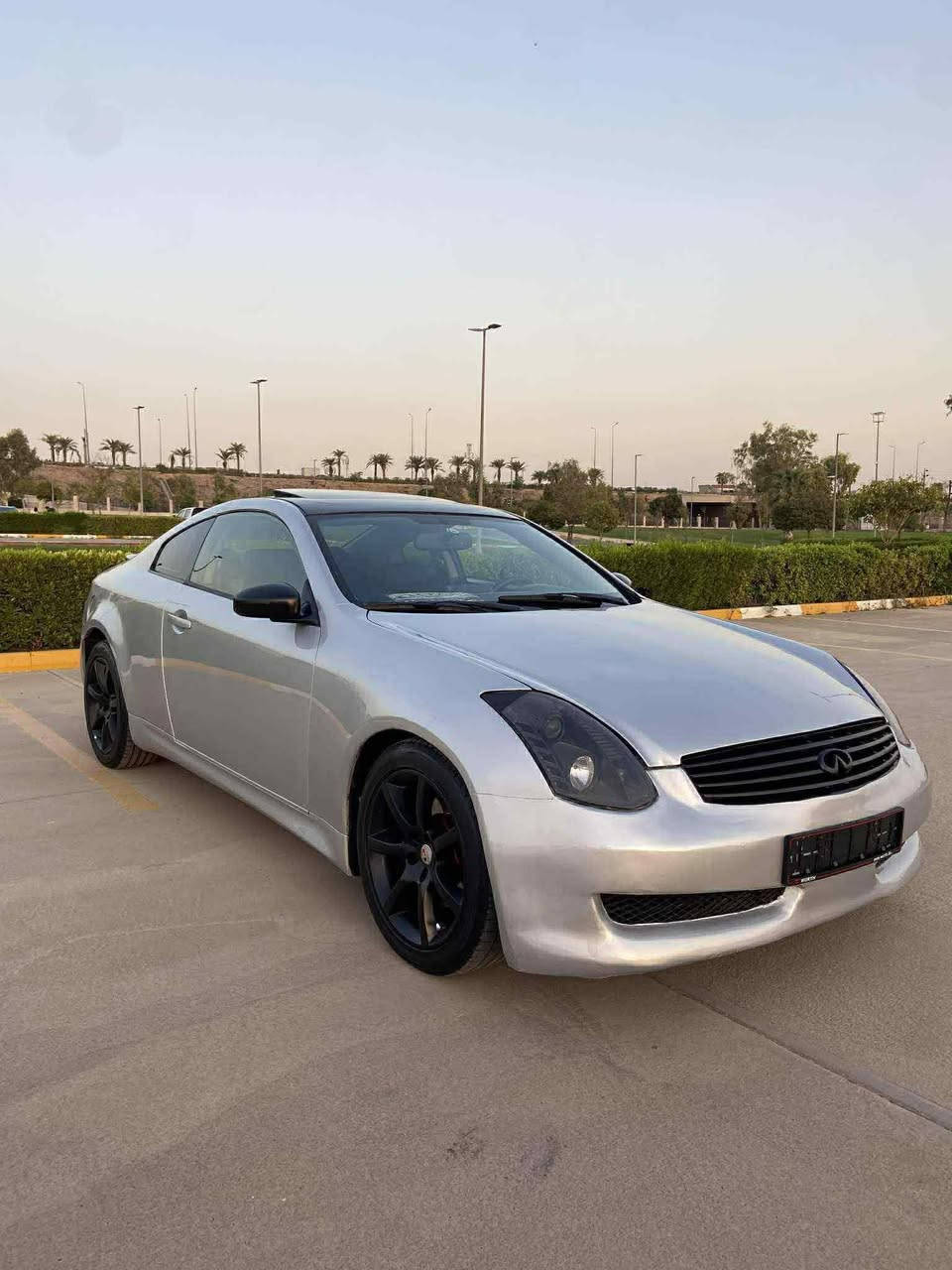 infnity 2006
ئينفنيتي موديل ٢٠٠٦ بوياغ عامه لو جواني 
فول مواصفات گير و مه كينه به شه رت 
جام كاره باي فوليوم ده بل گير صبورت و
عادي مه كينه v6 سعريشي 62 وه ره قه و 
مجاليكي كه م شوين هه ولير 
***********گورينه وه ش دكم
