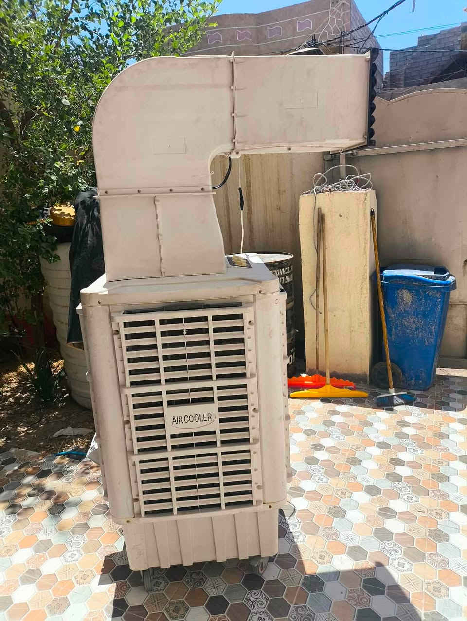كنفيرات دكت حجم 40/50 أخرى تلفزيونية ع الفحص 
الاستفسار خاص او ع رقم ***********
