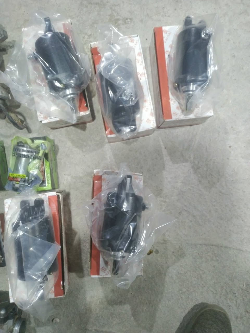 السلام عليكم متوفر قطع غيار فورزه 08 جويتر باقي واحذ العنوان كربلاء طويريج واتساب *********** توصيل ماكو
