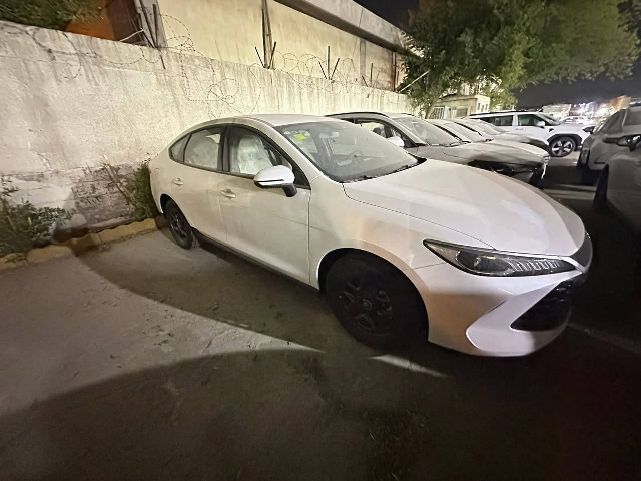 السلام عليكم شباب رجاء بس شراي يتصل فدوه.                                جن                         بلاص ٢٠٢٥ 

داخل ابيض 
دخول جديد 
  مليون دينار 11.250.000
مع كامل ملحقاته كاعيات شاحن

🔌 

***********
