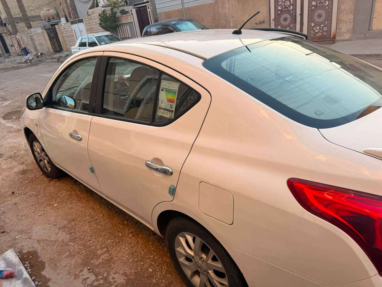سني هندي 2020 محرك 1600
سيارة نظيفة وبيها ملاحضات بسيطة مرفقة بالسونار 
تبريد وفان للكشن الخلفي 
تحكم 4 جام
صدر نص عمر 
باتري جديد 
رقم بغداد تحويل ثاني يوم
السعر 95 وبيها مجال بسيط حك الجية 
مكانها بغداد الدولعي 
رقم ***********
