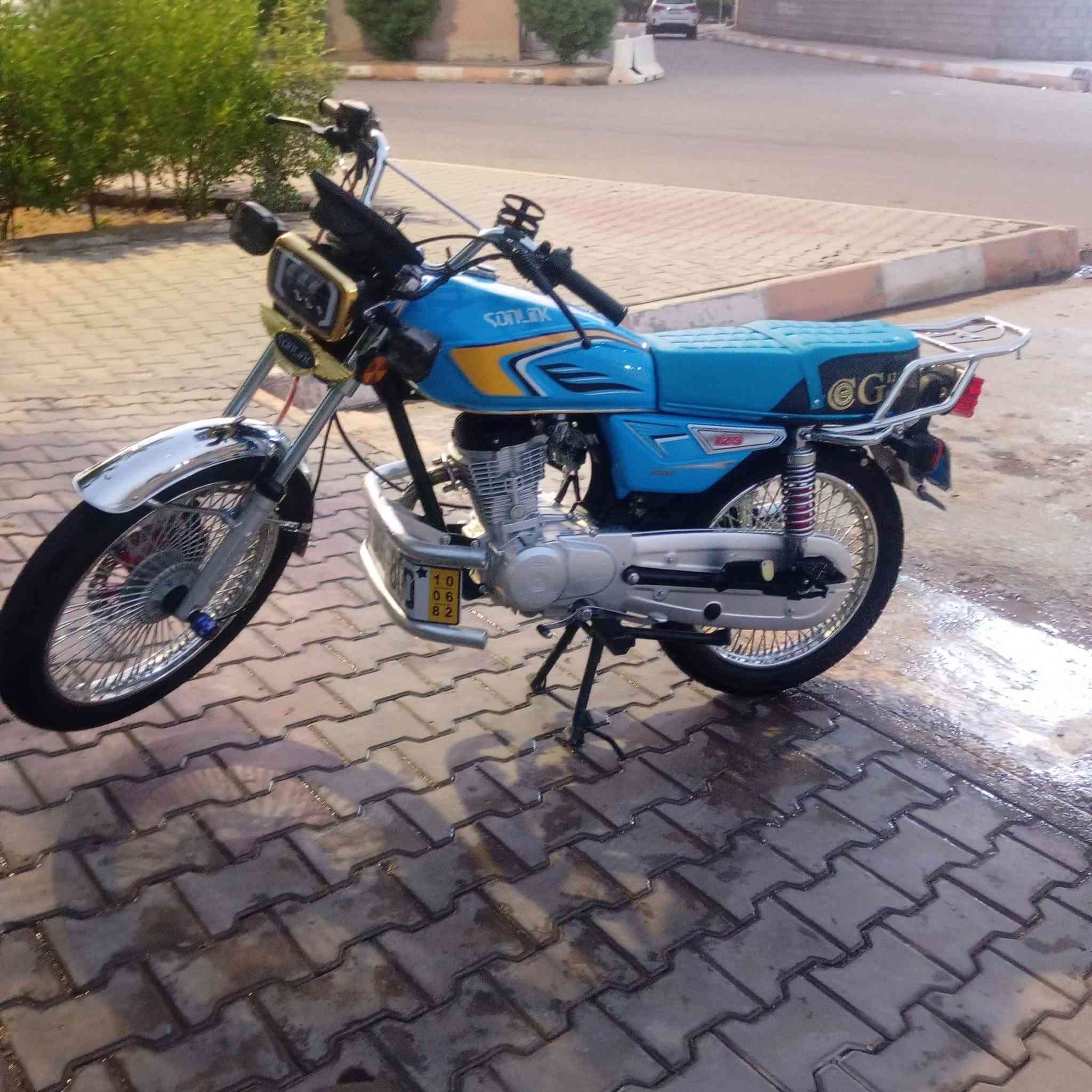 سلام عليكم للبيع 
تايكر مديل 25 
بعدها زيرو السعر 750
وبيها مجال قليل 
مكاني دله عباس ‏‪***********‬‏
