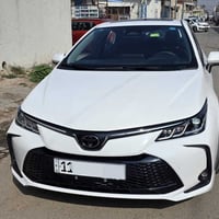 للبيع كورلا هايبرد  الشكل الخليجي  موديل 2025 ماشيه 5600  كيلو  مكفوله...