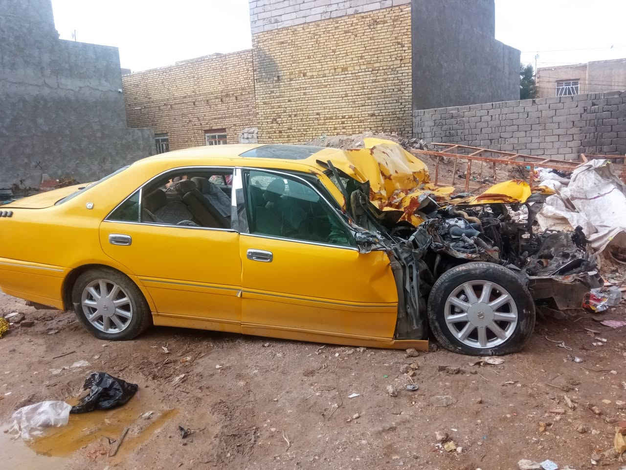 السلام عليكم ورحمة الله وبركاته/الحمدلله والشكر على كل حال والله يجفيكم الشر / ملكه للبيع على هذا الوضع رقم صلاح الدين الماني الك يمي وكاله فقط اليحب يتصل *********** والخاص مفتوح اليحب يرسلني واني خادم
