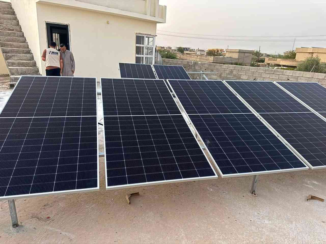 تم تنصيب منظومة طاقة شمسية للأخ  Mohammed Sami Alrshed محمد سامي خلف  داخل ناحية العباسي  

تتكون المنظومة من:

ألواح لونجي ٦١٥ واط ضمان ١٥ سنة 

إنفيرتر  Goodwe -5  ٥  كيلو ضمان خمسة سنوات ( استبدال ) 

بطارية GOODWE ١٥ كيلو ضمان عشرة سنوات ( استبدال ) 

بقدرة ١٦ أمبير نهاري و ١٥ أمبير ليلي 

ملاحظة : يتم برمجتها و التحكم بها عن طريق الإنترنت 

العنوان -كركوك -قضاء الحويجه -السوق الكبير محلات الحاج كامل الصگر والياسين الحمدون 

للأستسفار اكثر الاتصال على الأرقام التالية :

علي ياسين حمدون - ***********. -***********

احمد نوري ياسين - *********** 

عمار إسماعيل ياسين - ***********
