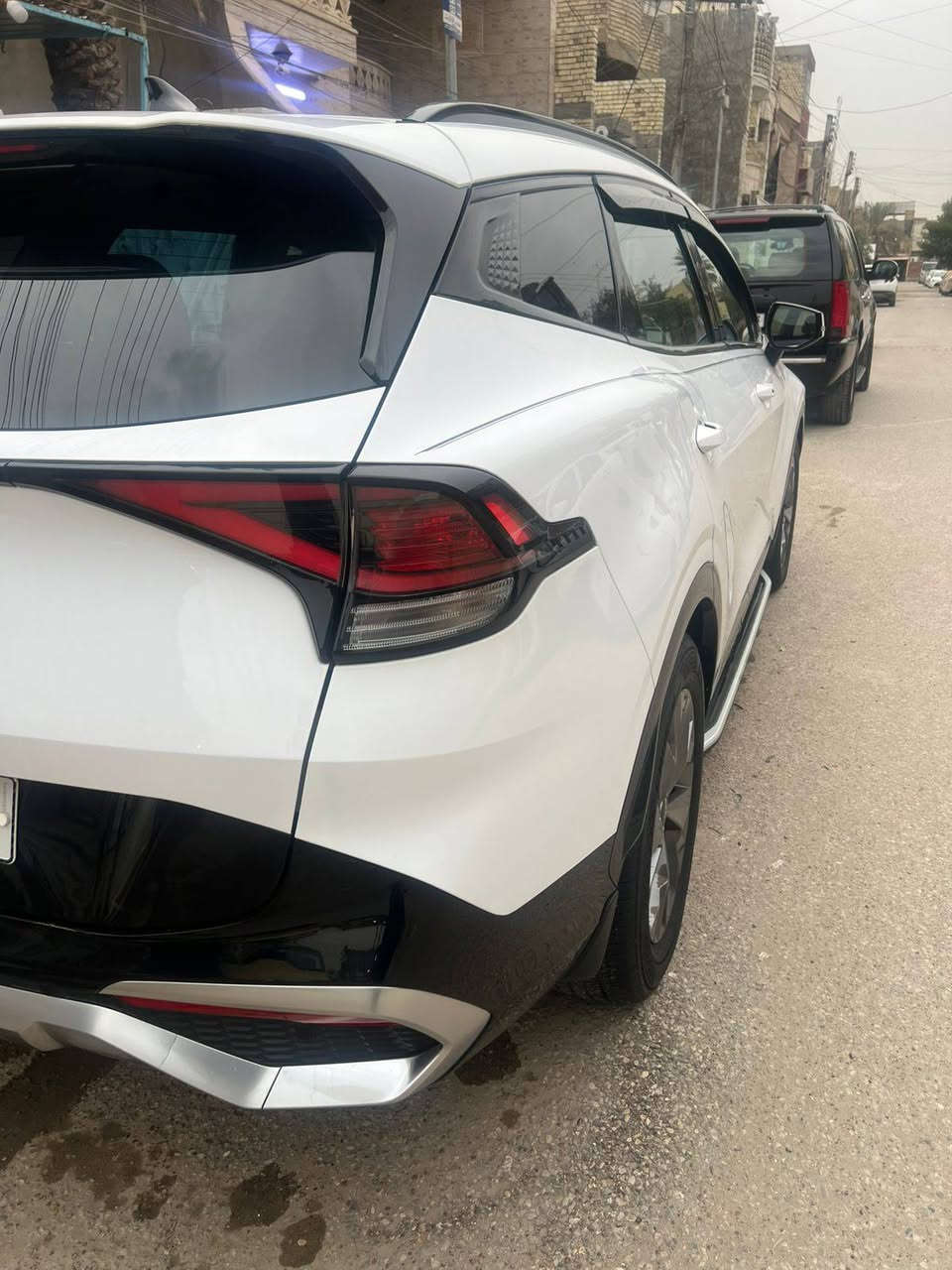 سلام عليكم سبورتج موديل 2023 للبيع سياره فول 1/1 حادث امريكه نص ربع بنيد ولباقي مقفول مابيهه قطرت صبغ كلش جديده حداديه كير مكينه  عنوان بغداد رقم ***********
