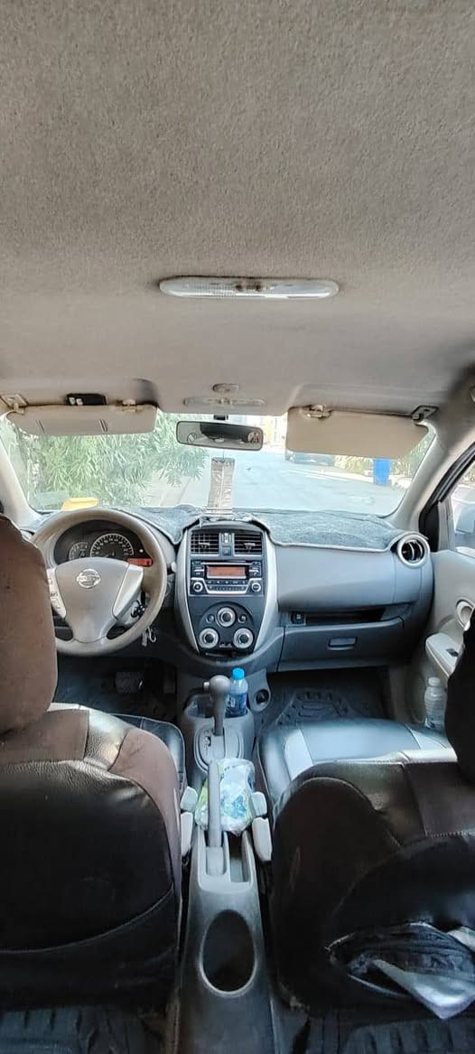 نيسان صني ٢٠١٧ بليته الزركه مكفوله كفاله عامه بيه فقط البارد بلباب الخلفي منظومه زنون بلاد  تبريد حداديه مكينه كير جاهز السياره بأسمي السعر ٩٠ وبيه مجال  ***********
