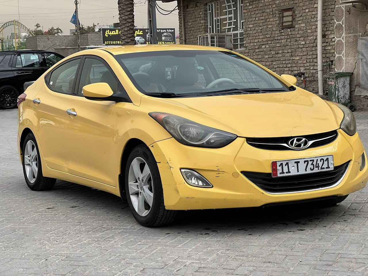 سلام عليكم
النتره 2013 للبيع

مكينه 1800 دوش ما مفتوحه

حادثهة موضح بل صوره 

السياره على وضع الشركه بيهه فقط معجون قليل وموضح بل صوره 

السياره صارلهه 10 سنين عندي على ايدي

ماشيه165 

منضومه تبريد جديده

مصفره من ناحيه الهيئه ولغرامات يعني أي غرامه ما عليهه

تخم تاير جواهه 

سنويه بأسمي رقم بغداد

الساره على وضع الشركه كلة بلادي 

السعر انتصل وتدلل$$.                ♻️💢

للاستفسار:***********  

بغداد مدينه الصدر

السياره اجمل من الصور⭕️
