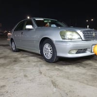 سياره ملكة للبيع سعر تصل 07833914415