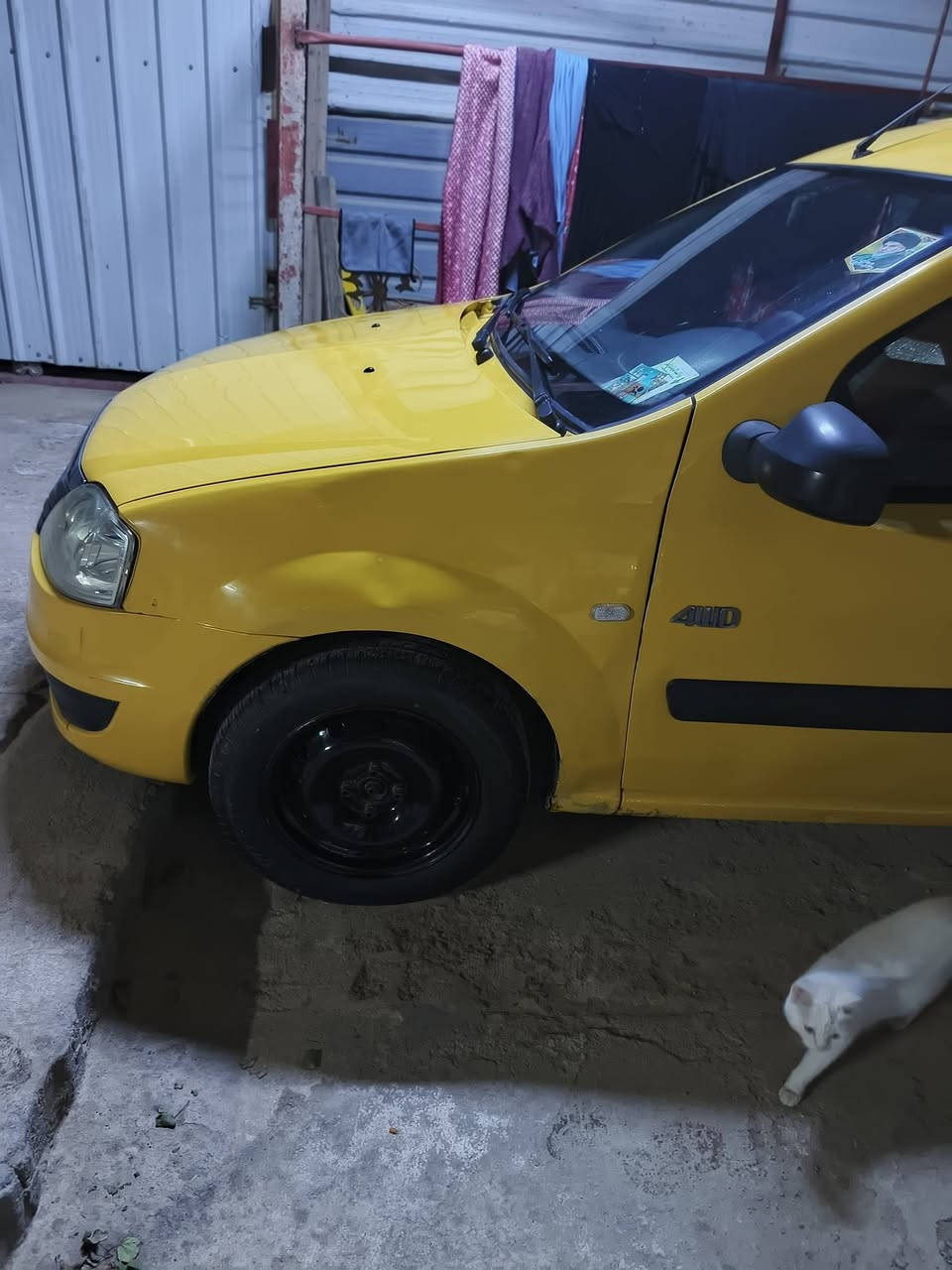 #ياالله السلام عليكم
#رينو 7 راكب موديل 2011 رقم دولي بصره سنويه لـ 27 مكفوله كفاله عامه
تخم تاير شرط والسبير جديد كير ومحرك وحداديه مكفولات السياره مال بيت يعني مامشتلغه ولا داخله كراج ولاشي فقط للبيت مامتعوبه ثاني يوم تريد اداورلك  سعرها 55 وبيه مجال بسيط للشراي الرقم والعنوان سماوه 
***********
***********
