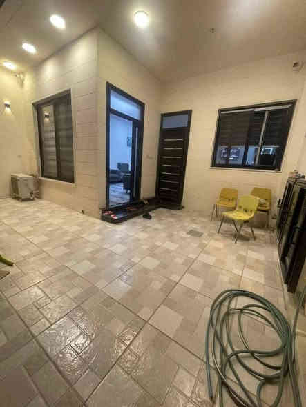 (1684)
#دار طابو للبيع طابقين سقوف ثانوية 
#مساحة/ 150 م 
#الواجهة / 7.5م
#الموقع/ كركوك حي الواسطي  قرب شركة الاحمدي
#يحتوي/
#طابق1/(2) غرف نوم واستقبال ومطبخ حار وبارد وهول وصحيات داخلي وخارجيةوكراج سياره
#طابق2/(3)غرف نوم هول وصحيات
#السعردار / 190مليون 
#للاستفسار/ الاتصال على 
***********
او مراجعة مكتب الابداع للعقار
#العنوان المكتب حي العسكري خلف جامع المعراج
