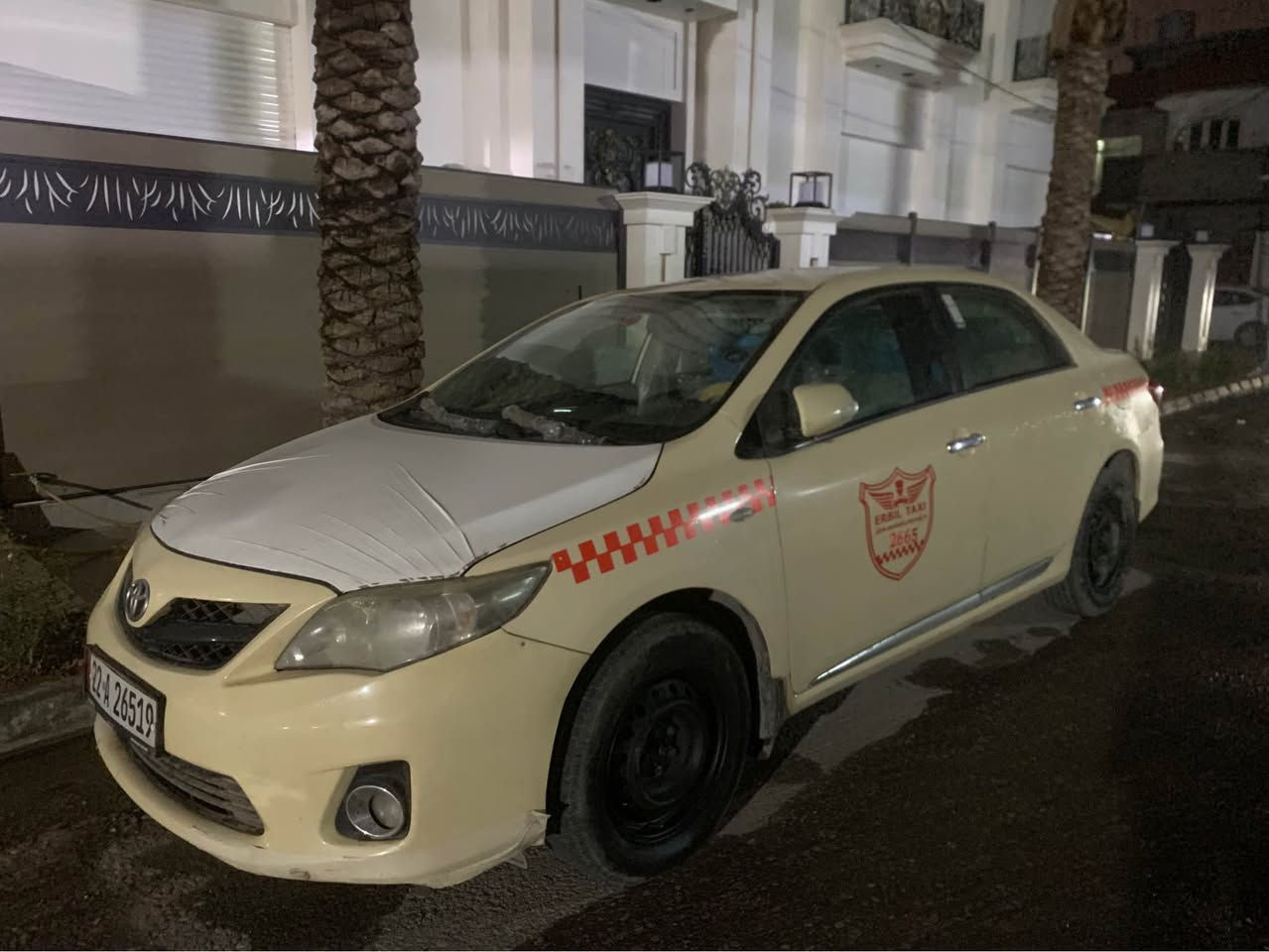 ٢٠١٣ بيلاد ته كسي مه كينه گه و ره پارجه ي نيه 
به س جه مپيكي بشتوو پيشي ٣جي سارده كووت سي پارجه ي پيشي به س كراوه ته وه 
بيلاديه سه قفيشي كه ميك قوپي هه يه ره قه موو سه نه وي نويه 
ژماره وه تس ئاپ
*********** أربيل, العراق
