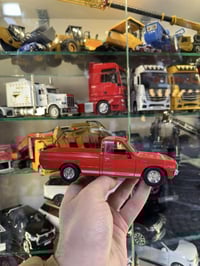 datsun 620 pickup since:1973 brand:maisto size:1.24 whatsapp:750405376...