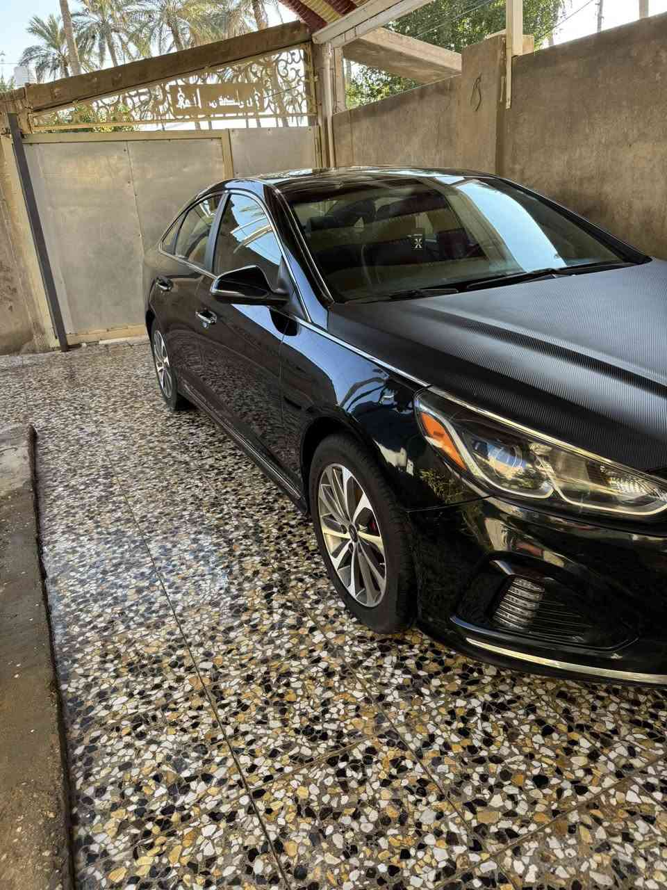 السلام عليكم للبيع سوناتا موديل 18
رقم اربيل انكليزي سنويه 29
بسم عربي هنا ابكربلاء 
السياره فول موصفات للخير معروفه 
موصفات السبورت 
سونارهه بلمنشور 
بدون ايرباك 
ماشيه 147
جاهزه من كلشي كير مكينه تبريد حداديه تخم تاير 
السياره جديده حيل 
السعر 130 مكاني كربلاء الاستفسار اكثر 
***********
