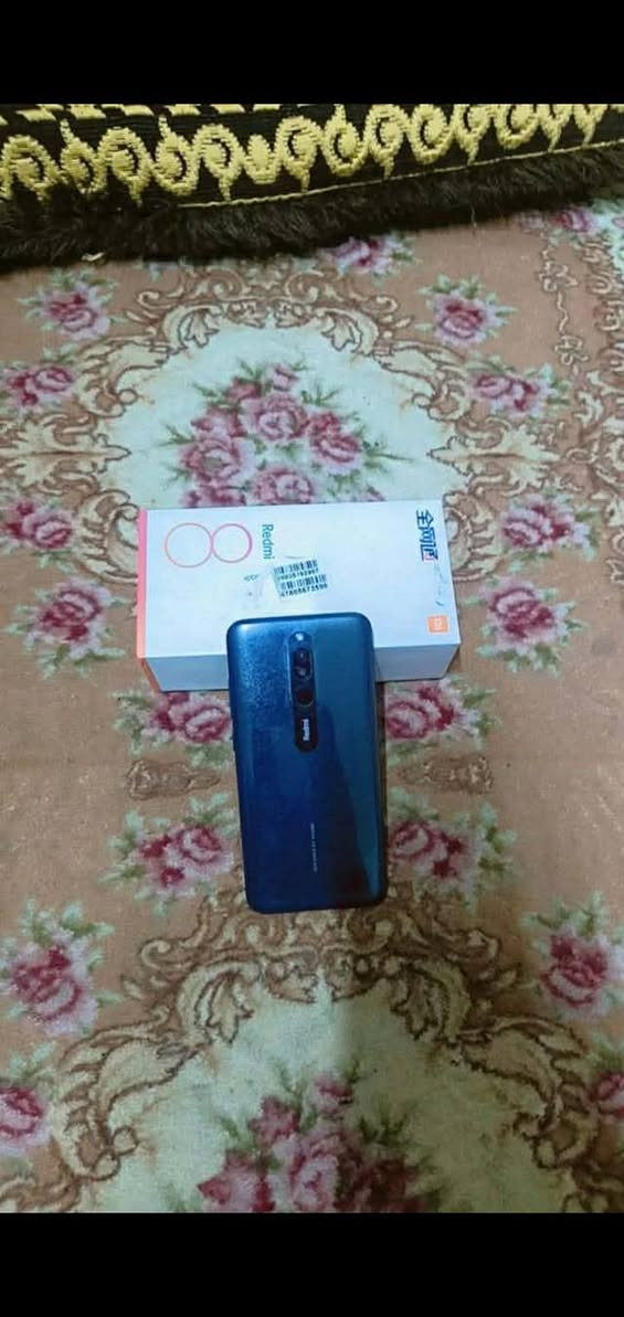 ريدمي  8  ذاكره 64
نضيف ستعمال قليل 
السعر 80 وبي مجال الرقم الهاتف ***********
