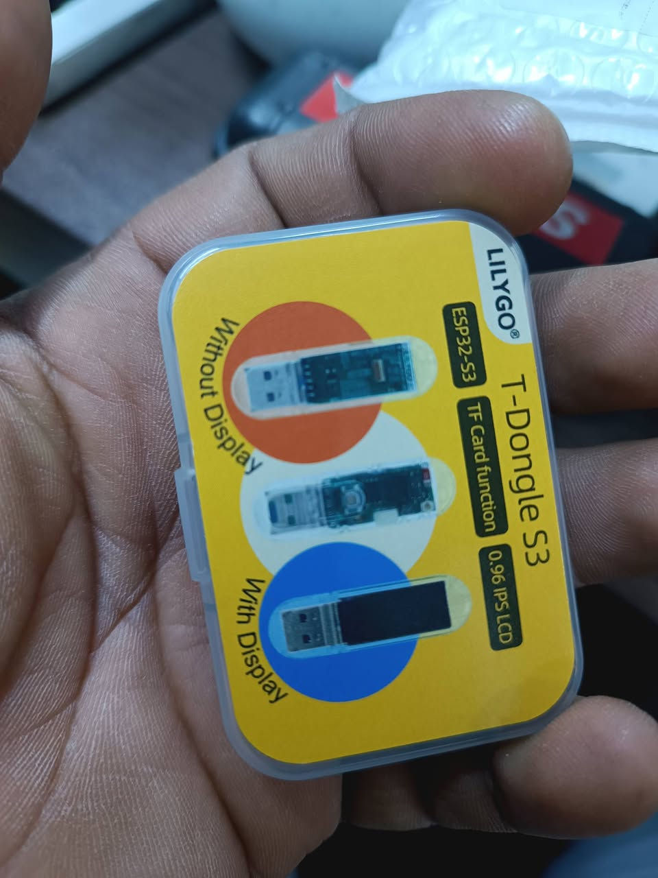 قطعة بهذا الشكل تخص الكترونيات 
السعر 25مع التوصيل


**إذا كنت صاحب هذا الإعلان وتريد حذفه لأي سبب، رجاءا أرسل رسالة إلى الدعم الفني**