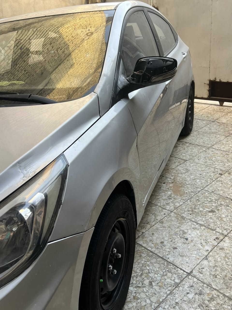 السلام عليكم
اكسنت خليجي 2016 للبيع
مكينه ١٤٠٠
بيه جاملغ الامامي بارد وبيه طخات بالدوس 
سياره خليجي بله صبغ تحويل ثاني يوم 
صدر امامي خلفي جديد قاعده فيت بم اصلي نوزلات بلكات جدد تخم تاير جديد دوشمه جديده سياره برغي مناقصه
وبيه تاخير بنمره ثالثه فقط 
السعر ٨٢ وبيه مجال 
العنوان الامين نواب ظباط
***********
