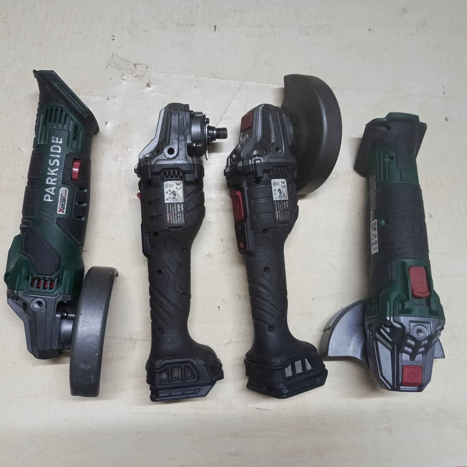 السلام عليكم
للطلب و الاستفسار،
وات ساب
***********
كركوك حي الحريه. 
توصيل كل المحافظات
٥٠٠٠  الاف
