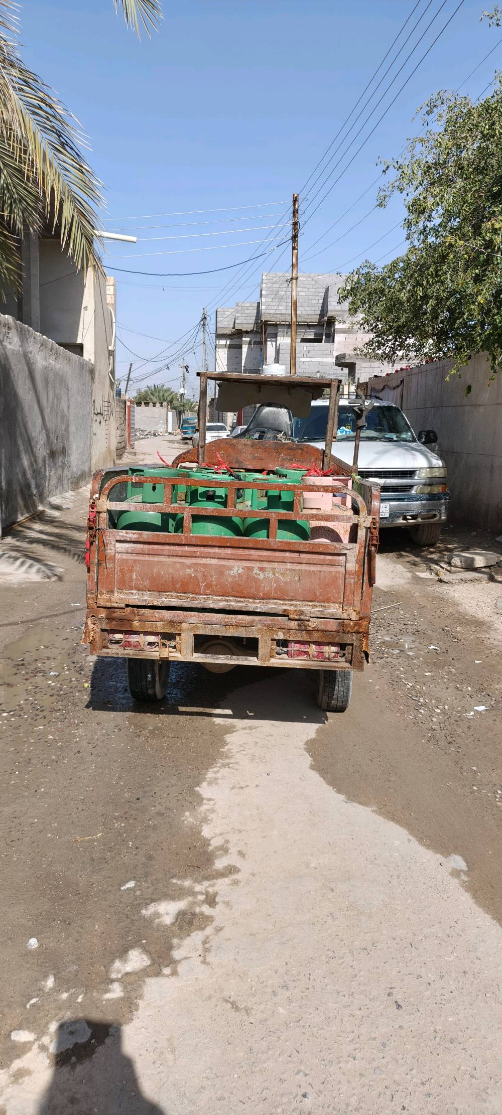 ستوته جمرا موديل اوراق 2018 ستوته مال كراب تشتغل عله باب الله بيهه نكرة سلف كهربائيه شغاله الدبلات شغاله باتري شغال هورن شغال ضفيره جديده المحرك كايم تنقص دهن بس تمشيك لو تروح بيهه لياسين خريبط ماتوكفك بس تنقص تجملها دهن عراقي وين تريد تروح توديك البليت الثخين سعرها 950 وبيهه مجال مكاني ابو الخصيب يوجد وتساب ***********