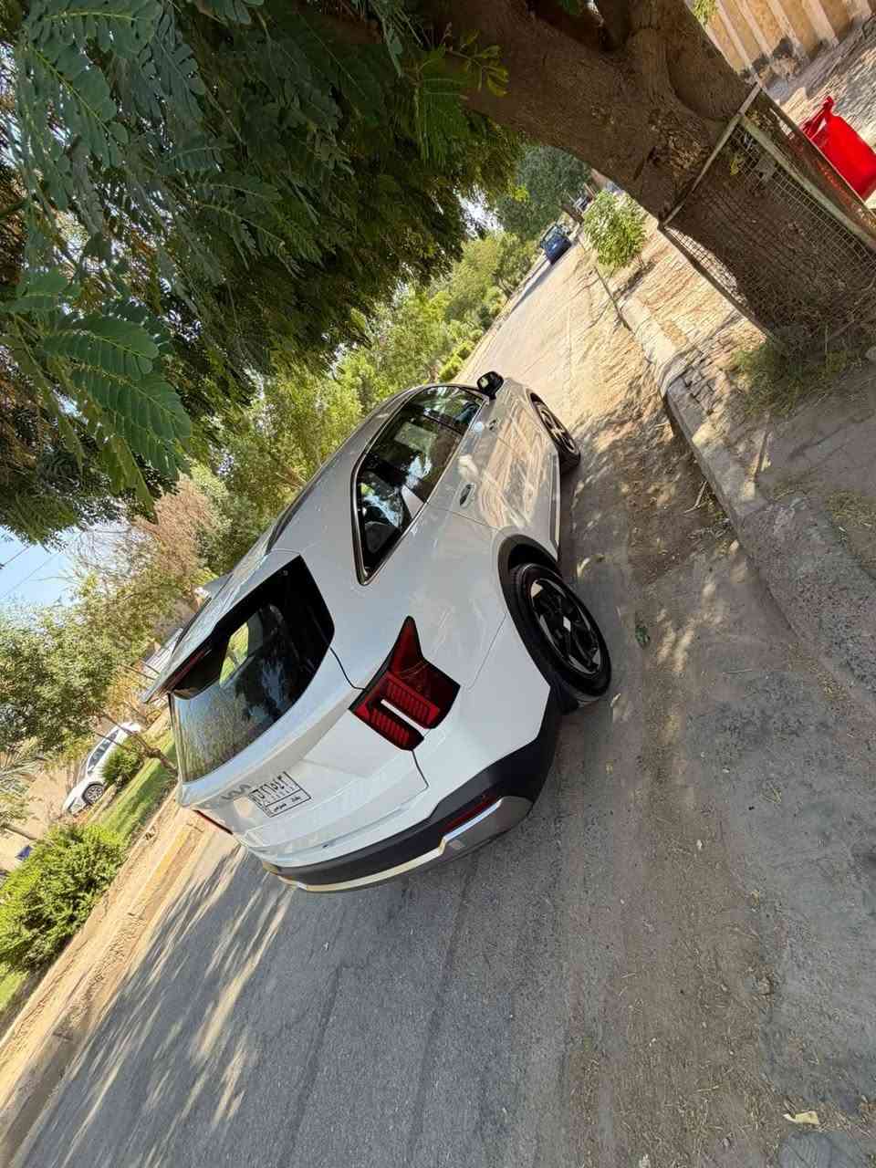 تحية طيبة للبيع موديل 2024 محرك 6 استندر  خليجي كفاله السعر 275 مجال قليل مكانه واسط قضاء الصويرة اتصال/ ***********
