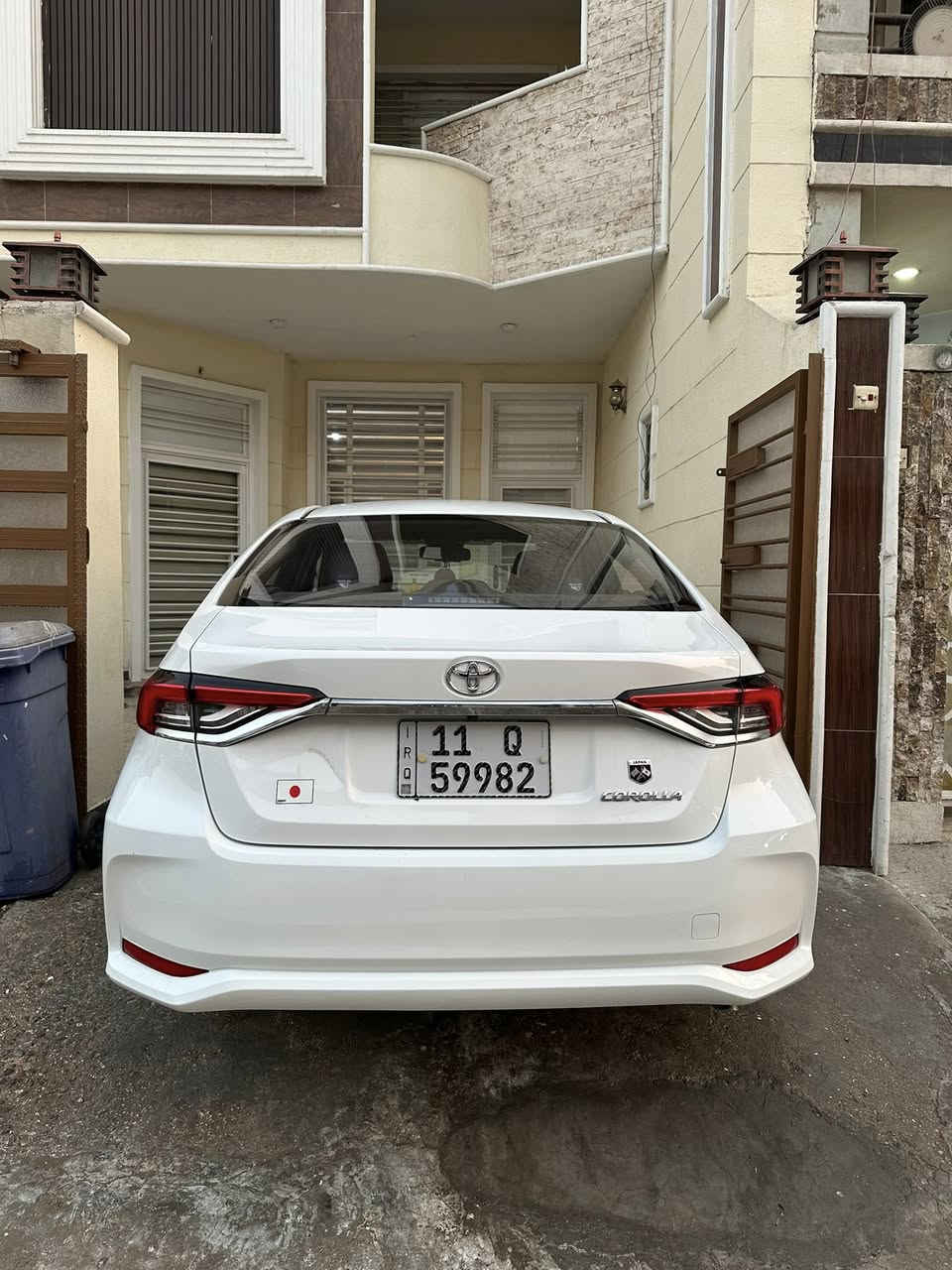 السلام عليكم كورلا هايبرد خليجي موديل 24 فول مواصفات عدا الكشن كهرباء ..
ماشية 41 الف .. رقم بغداد ب اسمي 
كفالة عامة من الصبغ والبارد والتبديل
 بيهة رصعة بكد الاصبع يم الرقم الخلفي فقط سيارة جديدة لوك .  
السعر 147 بيها مجال 

 د. علي العامري.   ***********
