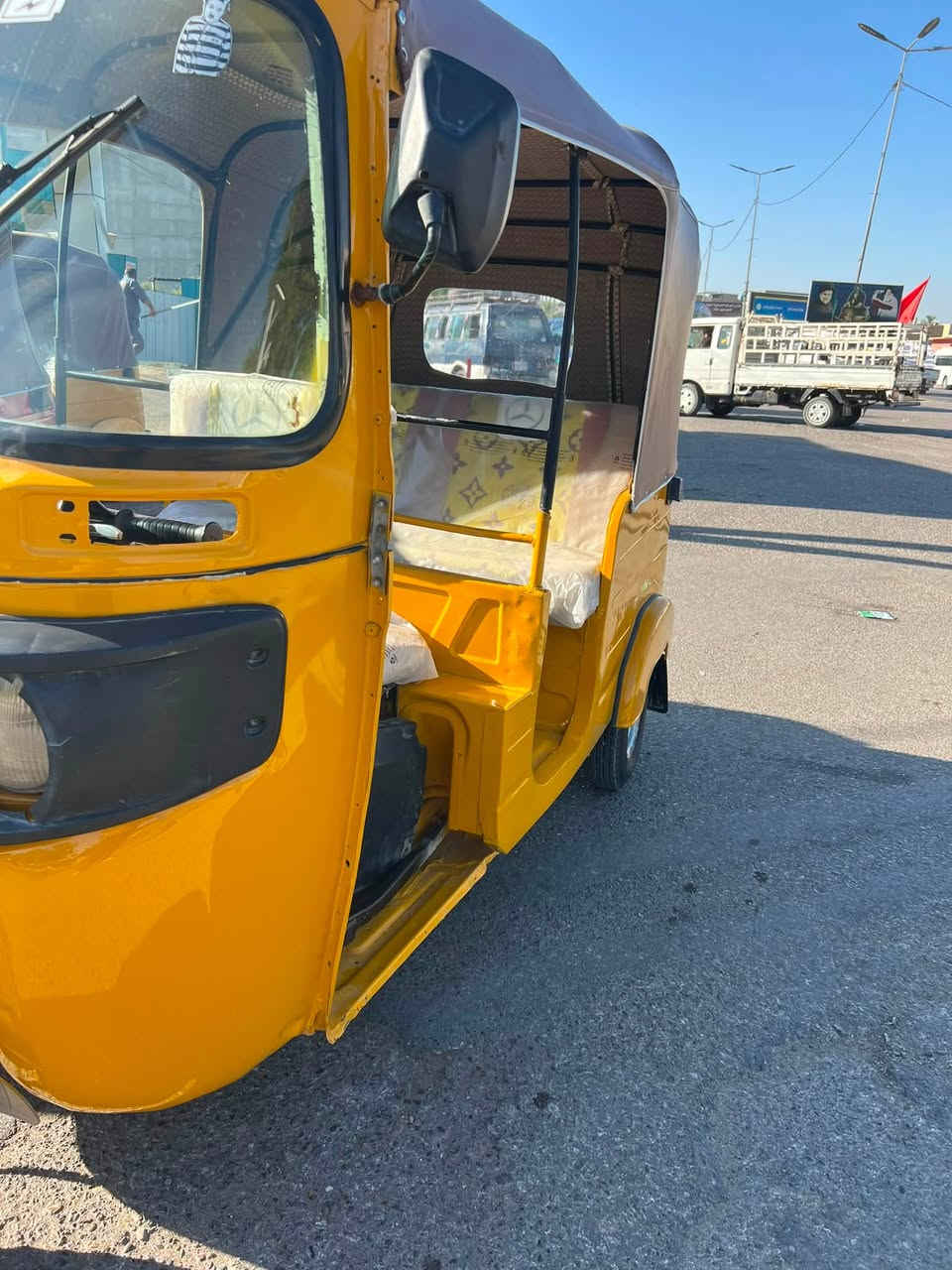 سلام عليكم تكتك للبيع مديل ١٩شهر ١٢تحويل ثاني يوم خير من لله بس بيه اكسل مفلش *********** رقم بغداد مستعجل عليه
