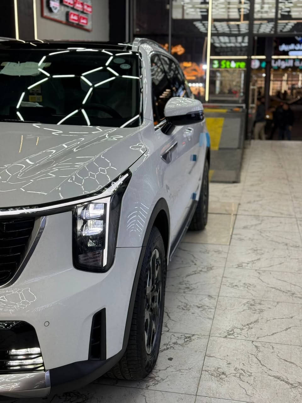 سلام عليكم
سياره سورنتو موديل ٢٠٢٥ خليجي  جديده جداا  بعده كله بالتغليف الشركة 

مواصفات سياره فول ١/١ عدا كشتات
 جلد وكاميرات ٣٦٠
بانزين 

أربع سلندر حجم المحرك ٢٥٠٠ توربو 

لون ابيض 

ويل ١٧ 

تبريد ثلاثة قطع 

بصمة تشغيل وابواب جنطة 

تشغيل عن بعد 

كأمره دواره 

كشتات كهرباء ⚡️ 
كشتات الخلفيه قلابه كهرباء ⚡️ 
شاشة متصله 

كير ماوس 

شفتات ستيرن 

حساسات ٣٦٠

ثلاث انظمه قياده 

شحن لاسلكي 

منافذ تايبسي 

بصمه عدد اثنين 

جنطه كهرباء ⚡️ 

بلوجكتر لد 

مري شفط 

ترحيب 

لد مخفي متغير الآوان 

دمام بوس 

سبعه راكب 

سبير ما نازل 

سياره جديده جداا 

في الضمان خمسه سنوات  
سعر  280$ 

***********
