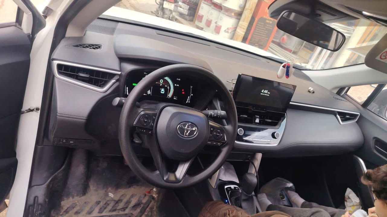 كورلا كروس 2025 للبيع 
مواصفاتها 
فتحة
رادارات
حساسات
كامرة امامي خلفي +360
مكفولة من الشخط 
سعرها 173
***********
مكاني بغداد زيونة
