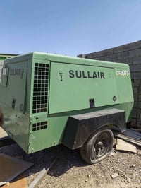 كمبريسر Sullair • ٣٧٥ CFM • ديزل