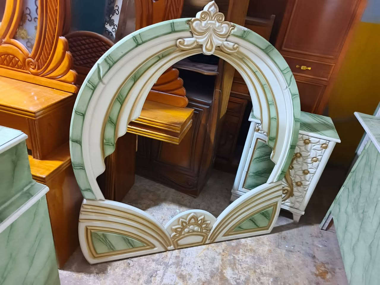 ارخص الاسعار 
غرفه ام 6 قاطين تزكام ضهر جرجوبه زاويه كنتوريه بعلو كنتور 
كوت حي جهاد زويرجات 
مرسله او اتصال 
***********
