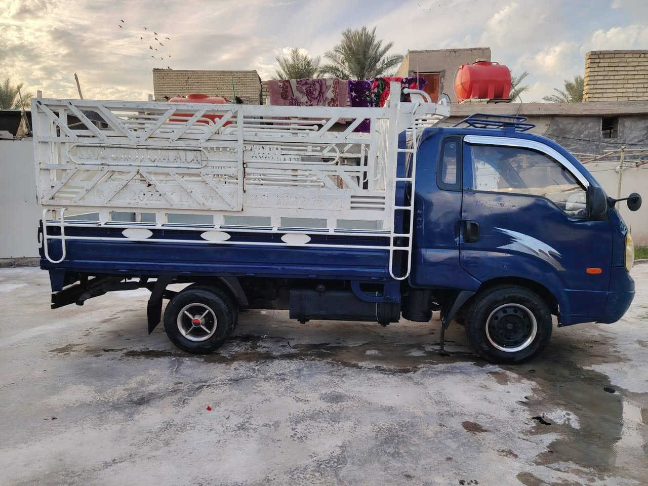 2005  مشترك 3000 جاهزه من كلشي كير محرك تاير باتري سلف راديتر ادامه عامه  ماعده ترتيب بسيط باقي رقم بغداد هزه جديده رقم جديد تحويل مباشر بسمي السعر 75 مع المجال الشراي يتصل ***********...*********** العنوان بغداد المحمودية
