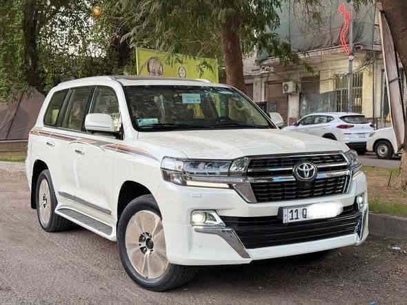 السلام عليكم 
لاندكروز 2021 ( عل شرط بوضع الزيرو ) 

بريم اصل فول 1/1 ماشيه 15 الف 

السياره مكفوله من البارد والشخوط والتكحيل والرصعات مكفوله كفاله عامه حته البلاستك

داخل جلد اصلي بريم 

دبل كشن كهرباء 

كشن السائق 3 حركات

ديفيدي بل قماره 

تشغيل عن بعد 

فول تحكم استيرن 

شاشه اصليه 

دشبول زنون 

الباب الخلفي كهرباء 

بصمه تشغيل 

هوك خلفي 

طفايه 

حساس امامي خلفي 

زراك لايت ولايت زنون 

( ملاحضه هاي السياره متروكه لهسه يل مشت 15 الف وشرط الفحص )

البصمه الثانيه والعده والكتلوكات والكبات مال الشركه والسبير بعدهن ممستخدمات 

رقم بغداد دولي بسمي هزه وسنويه جديده

مكان السياره بغداد 

رقمي ***********
