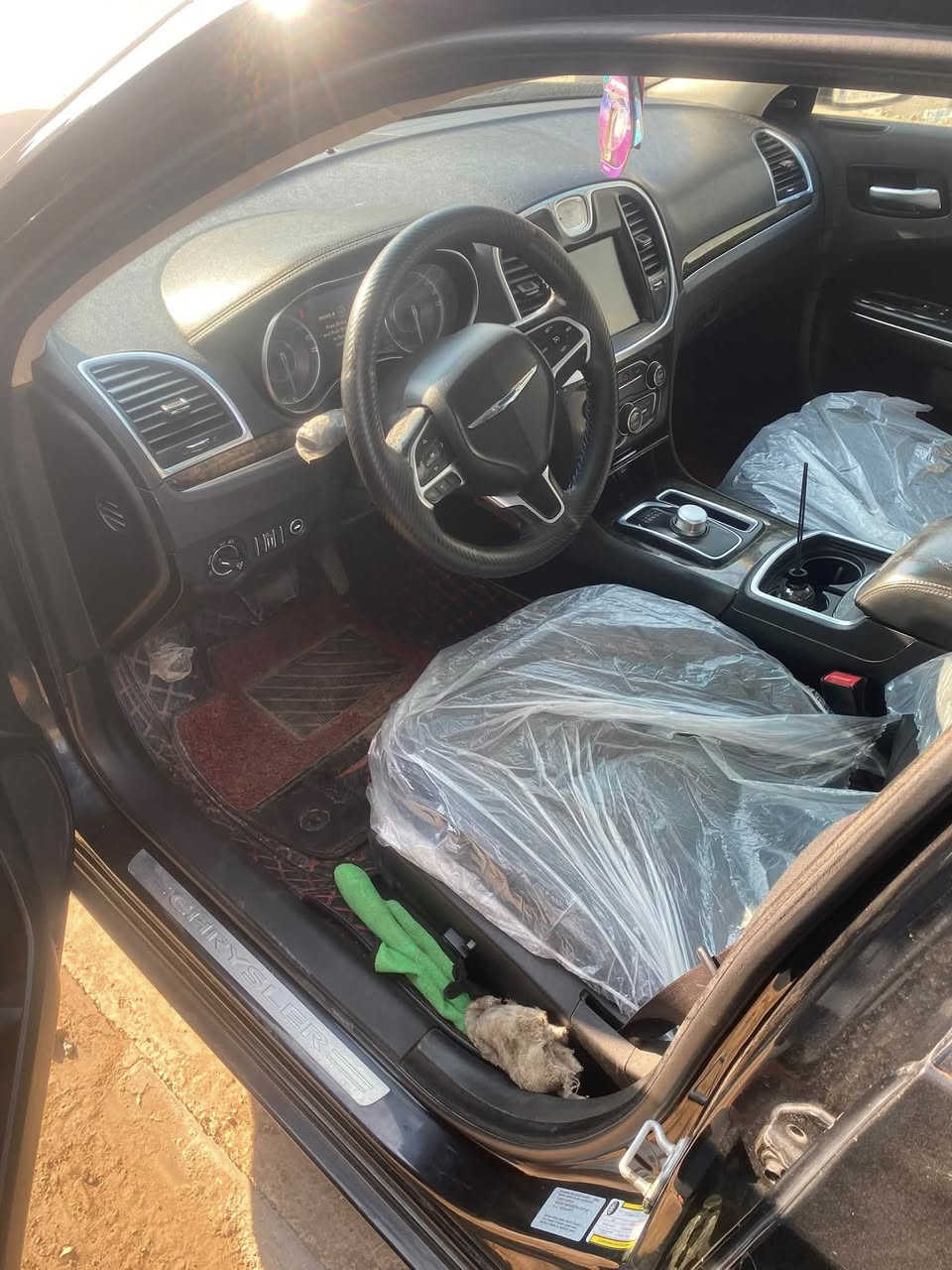 اوباما ٢٠١٦ وارد كندي ضرر الباب الي خلف السايق باسمي فئة c300فوول مكينه ٣٦٠٠مكفوله كير ٨نمر موس مكفول كشنات جلد برده خلفيه شاشه كامره ماشيه ١٠٧رقم واسط باسمي مكانه ديالى بعقوبه السعر ٢٠٥رقم صاحب السياره ***********
