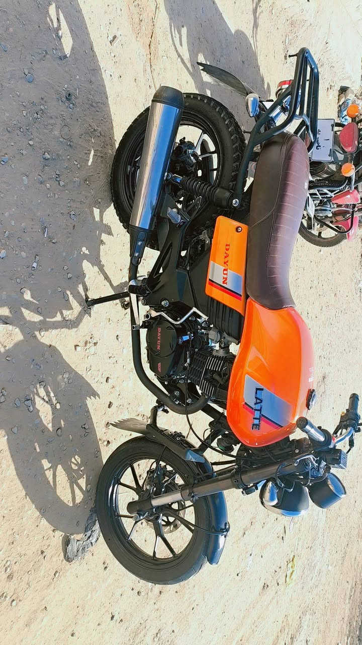 العزاز انتيكا
دايون للاتي ابو الختم الحفر موديل 2023 طالعة بسنة2024 شهر 7 دراجة جديده كارتون شوفت عينكم مكفولة من كلشي سويج سجينة بصمة تشغيل ع بعد جهاز انذار سرقه مكينة 200 حقيقي اوراق اصلية كاملة بأسمي من الوكيل شرط بوجهك للترقيم مكاني بشطرة الشراي بخدمته 
***********
