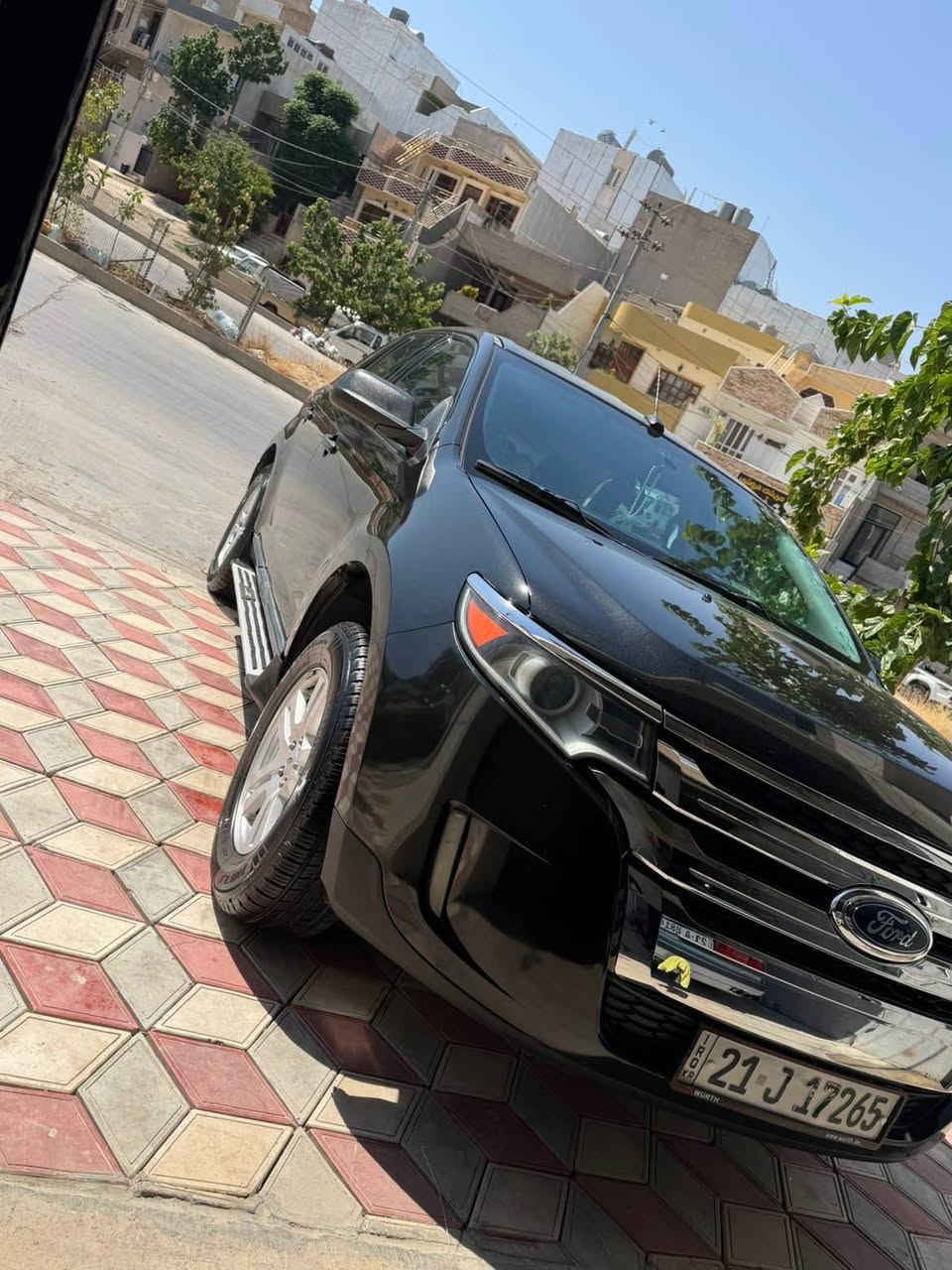 فۆرت ئیدج ٢٠١٢ ئەمریکی  تاک ئەکسل ٦ پستۆن کلین تایتل بی بۆیاخ سەیارەکە سەیارەی مالەو لە شەریکەوە یەک دەستە سەیارەکە کامل سیرڤس کراوە لە شەریکە هایدرۆلیکی گیر تازەگۆردراوە تاقم تایەی تازەی لەژیرە بی تەقەو رەقە سەنەوی تازە بەسەر جوە شوین سلیمانی نرخی ١١٠ گەلاو مامەلەیکی کەم***********              *********** السليمانية, العراق

