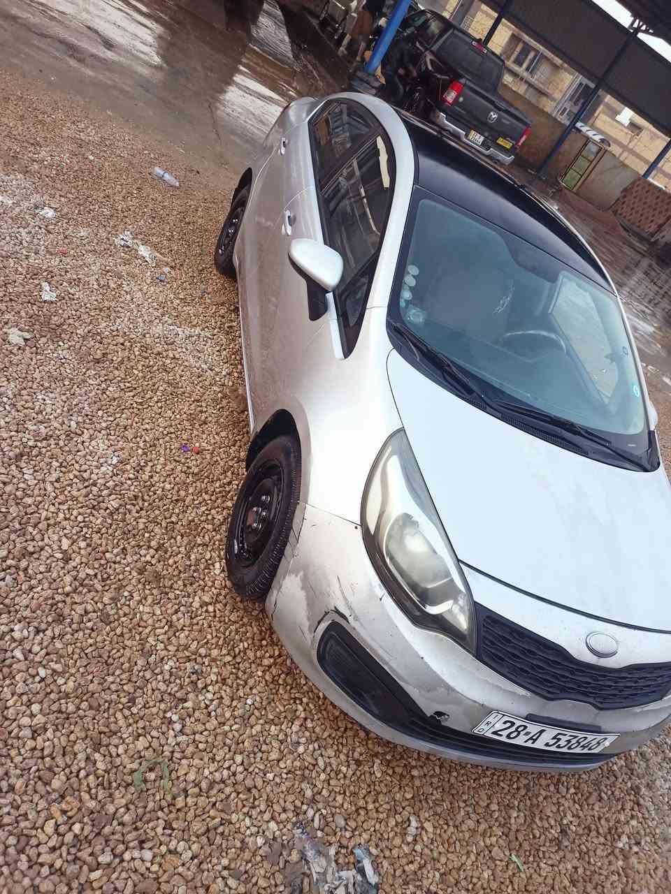 سلام عليكم كيه ريو موديل 2013
خليجي مكينه الف وستميه كير جديده سياره جاهزه 
بيه جاملغ خلفي بيه جراد صفحه السائق 
سياره جاهزه رقم نجف سنويه 2030
السعر 78 وبيه مجال مكان ديوانيه ***********
