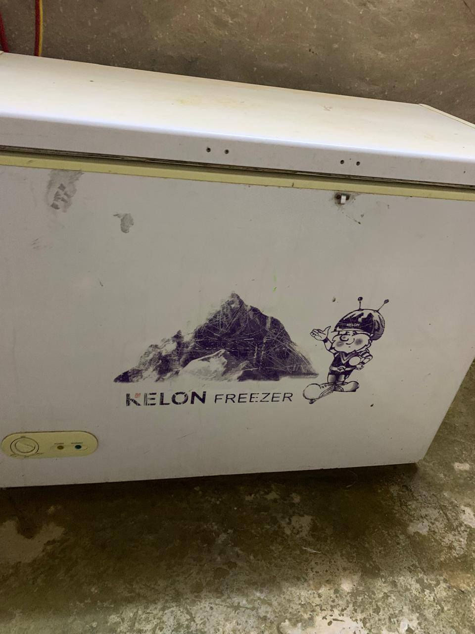 مجمده مستخدمه حجم وسط فقط ينرادلها غاز


**إذا كنت صاحب هذا الإعلان وتريد حذفه لأي سبب، رجاءا أرسل رسالة إلى الدعم الفني**