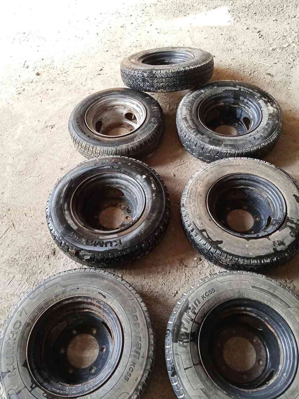 تاير ويل 13 للبيع نضيفات شد وطلع
سعر 350 ديوانيه مركز *********** خاص مفتوح
